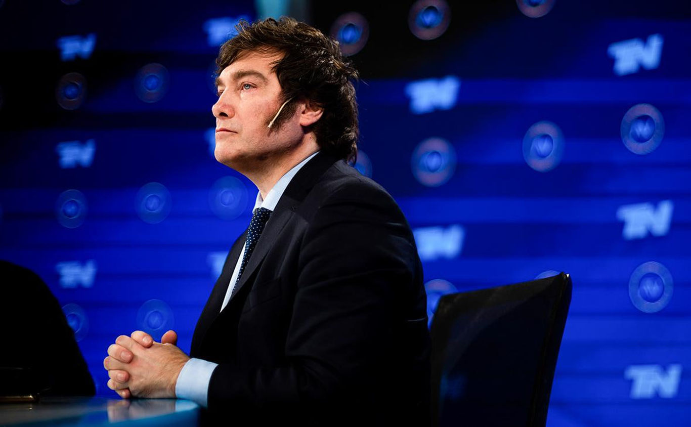 53 ёшли ТикТок юлдузи, мусиқачи ва телебошловчи... — Аргентинанинг янги президенти ҳақида нималар маълум?