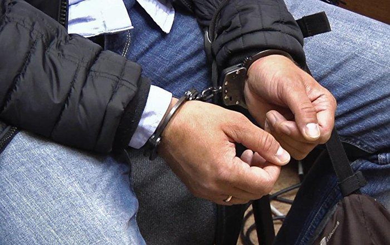 Andijonda hokim yordamchisi qo‘lga olindi