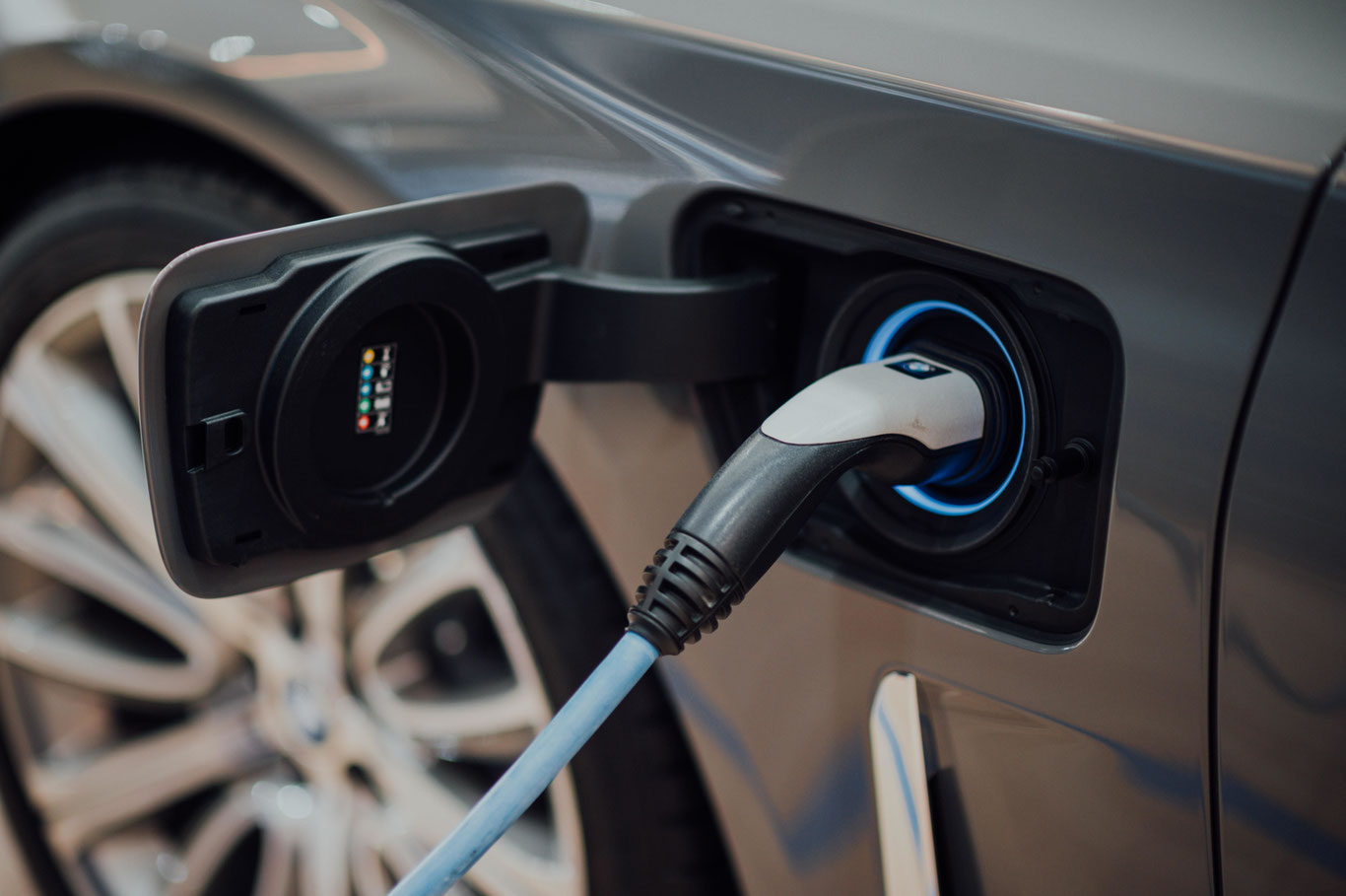 Toshkent viloyatida elektromobil quvvatlagich ishlab chiqarilishi mumkin