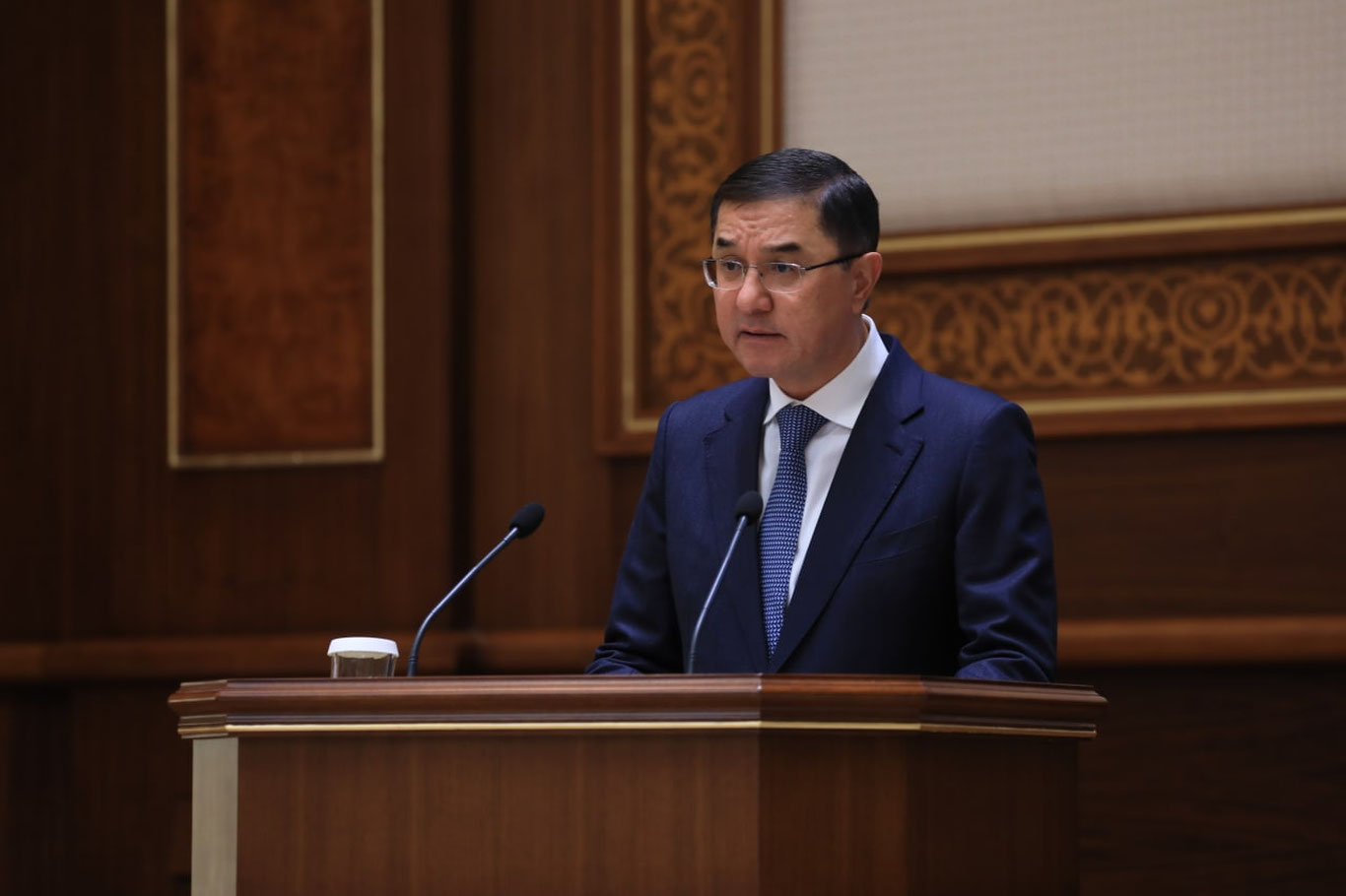 Сенат 2024 йилга мўлжалланган Ўзбекистоннинг Давлат бюджетини маъқуллади