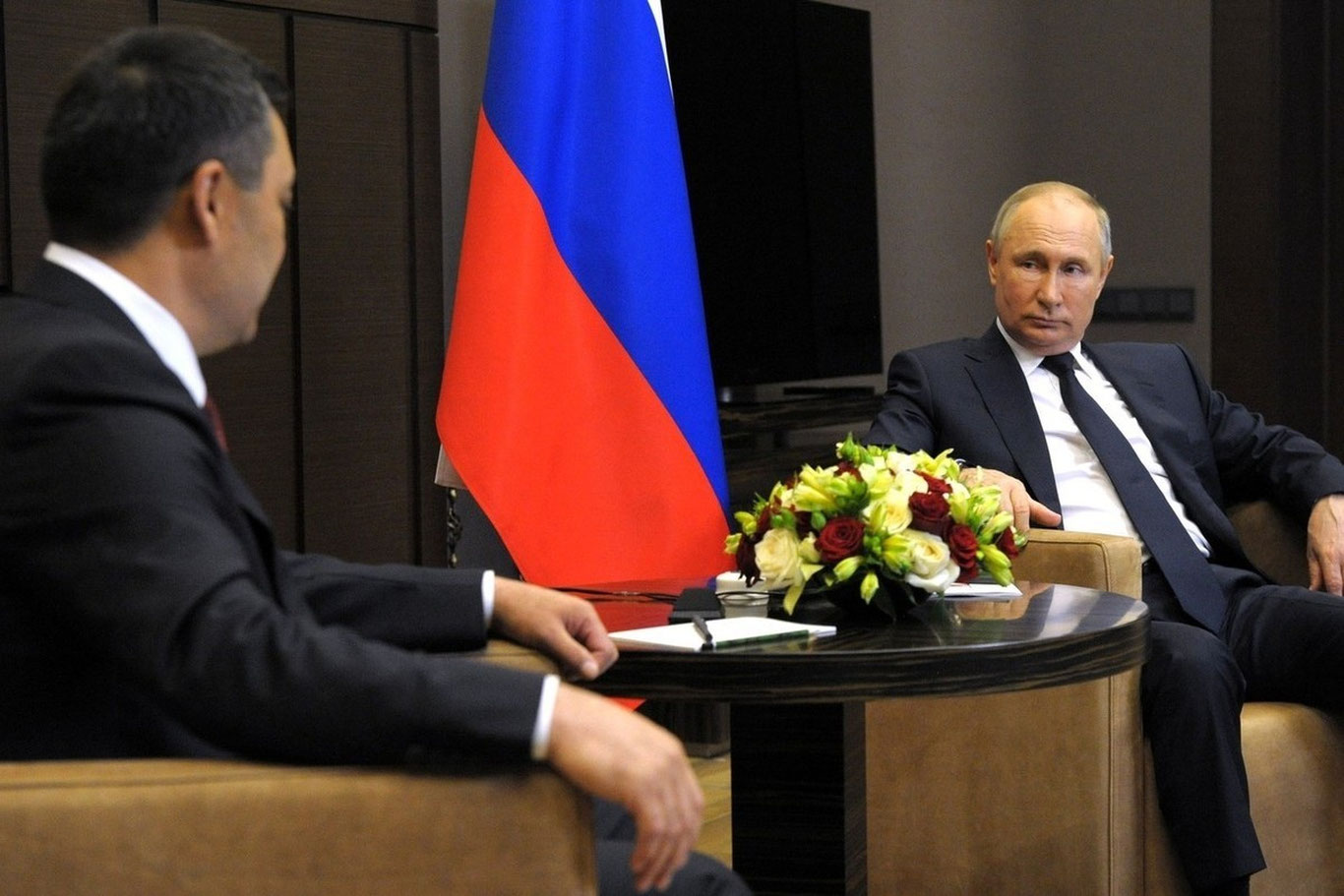 Japarov Putinning “sabrini sinadi”