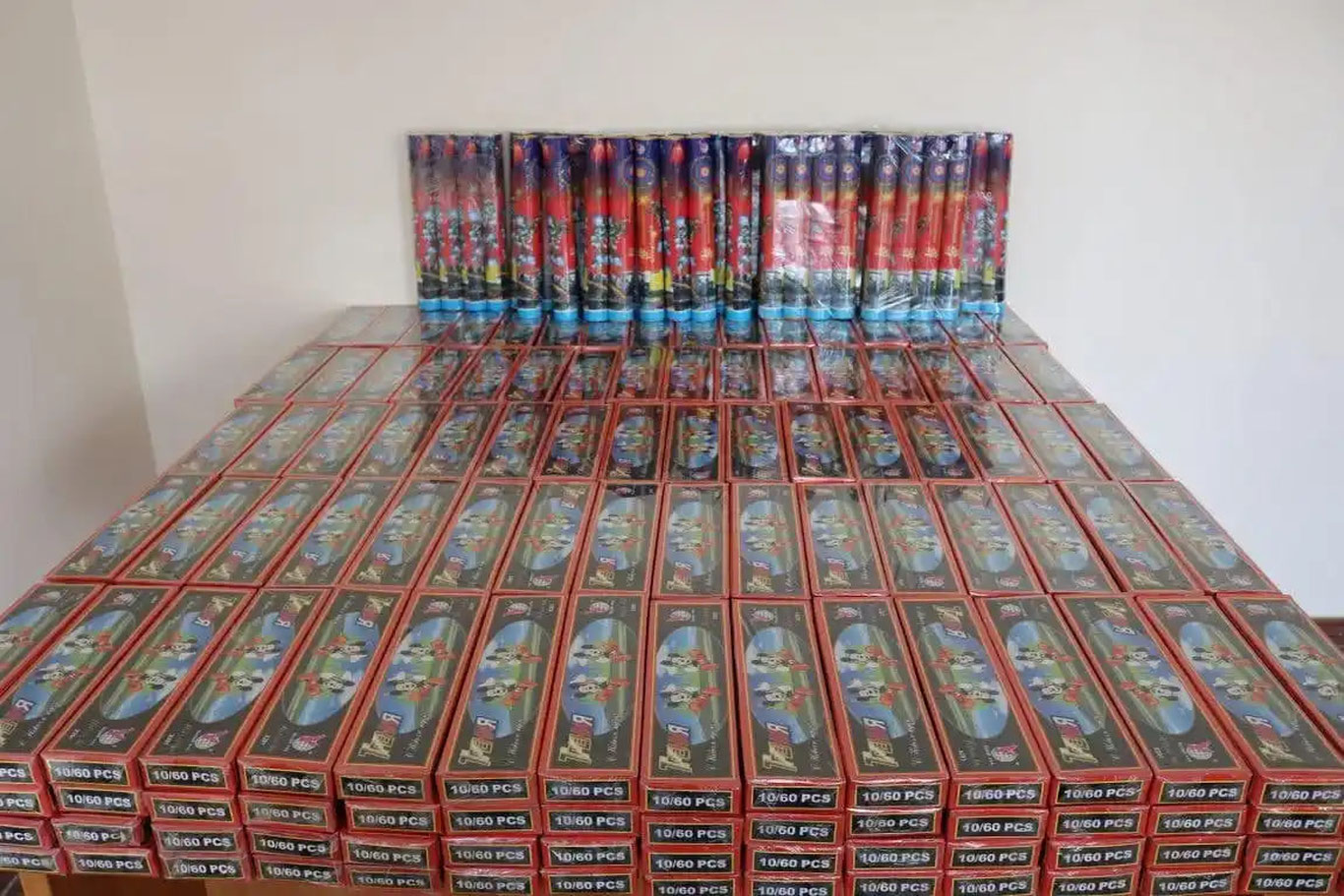 Фарғона ва Тошкентда катта миқдордаги пиротехникалар тўхтатиб қолинди