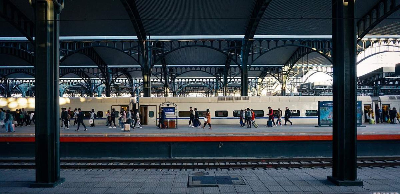 Лондондан Европага поездлар қатнови тўхтатилди