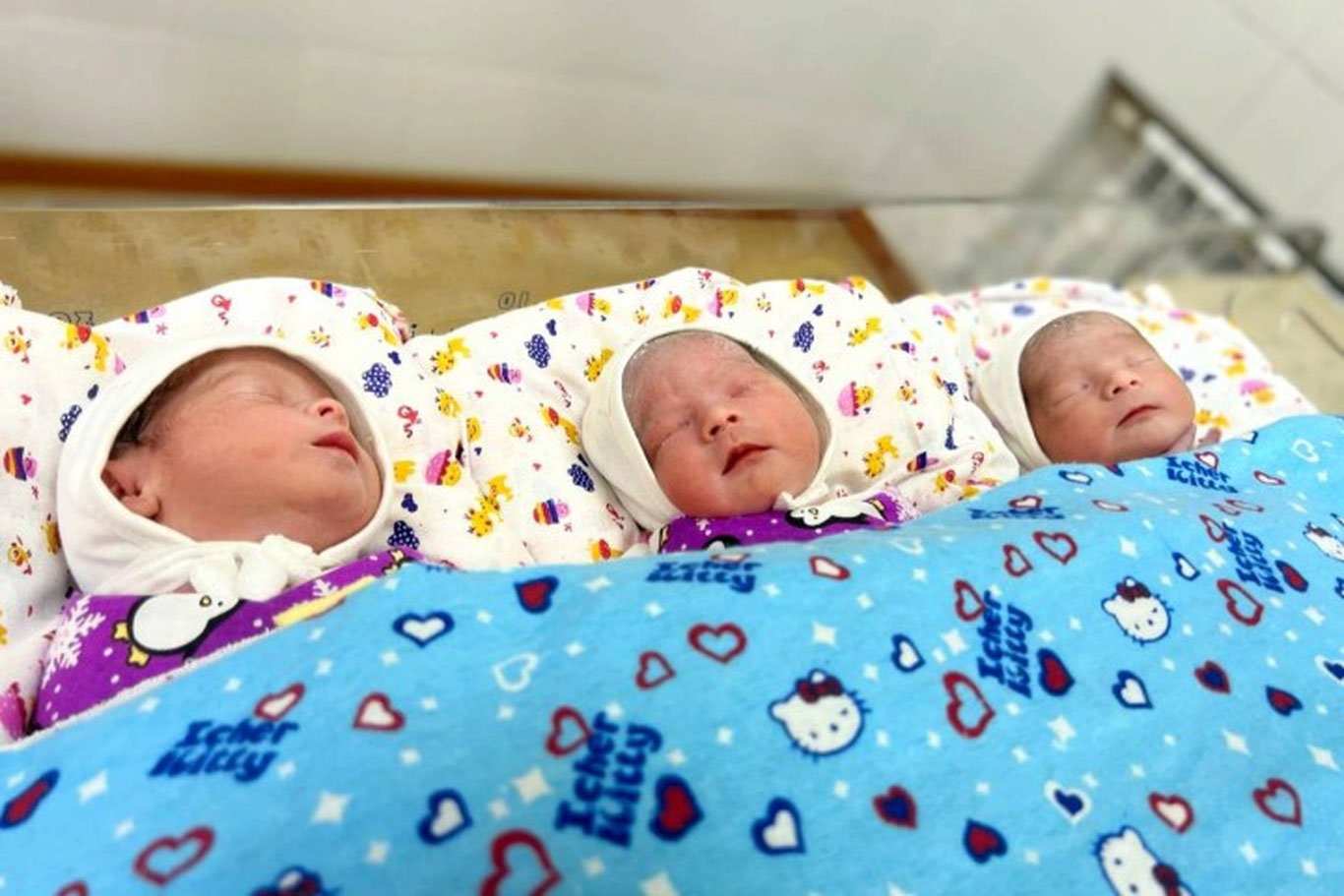 Yangi yilning ilk daqiqalarida Surxondaryoda uch egizak tug‘ildi