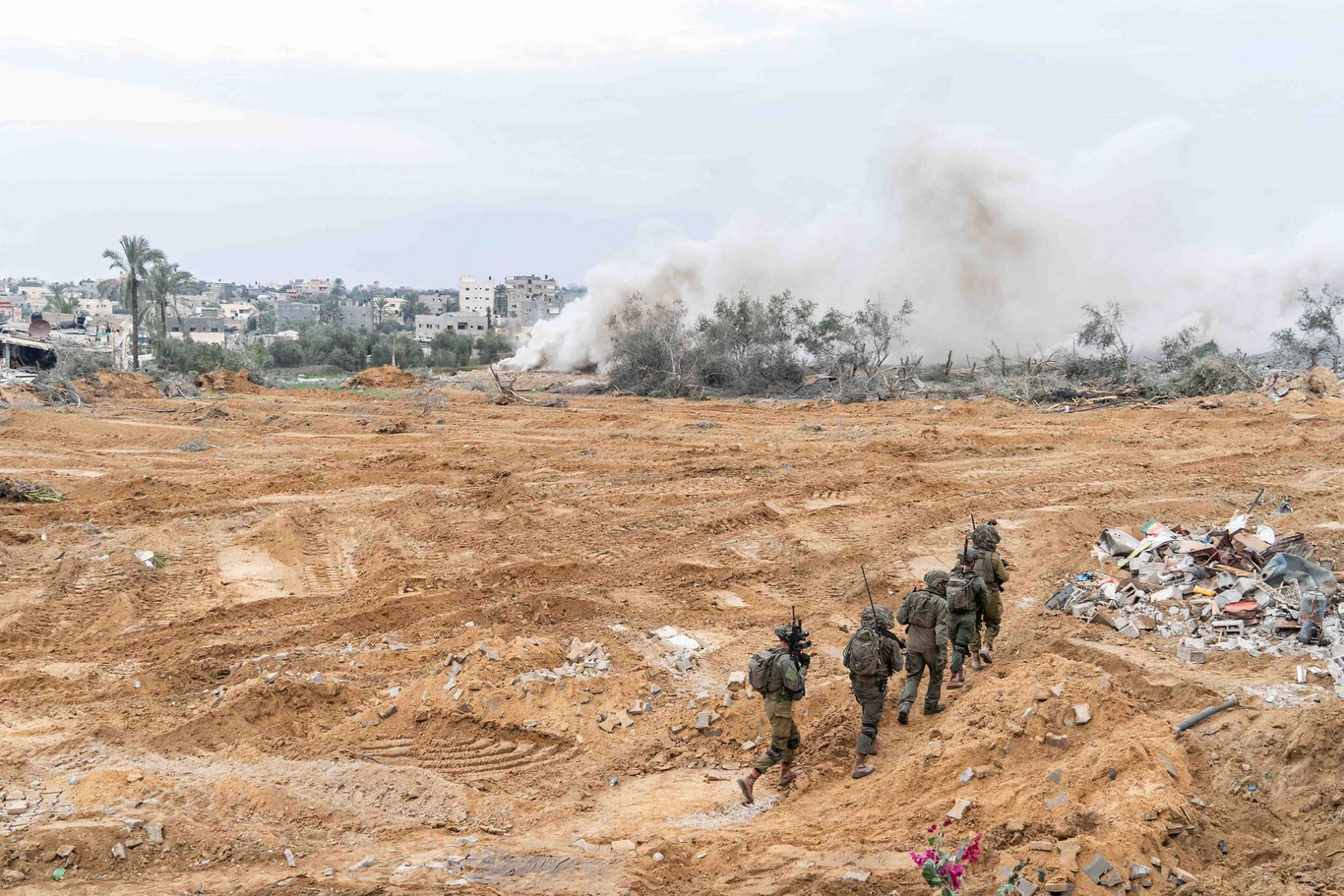 Isroil qo‘shinlarining bir qismi G‘azoni tark etadi