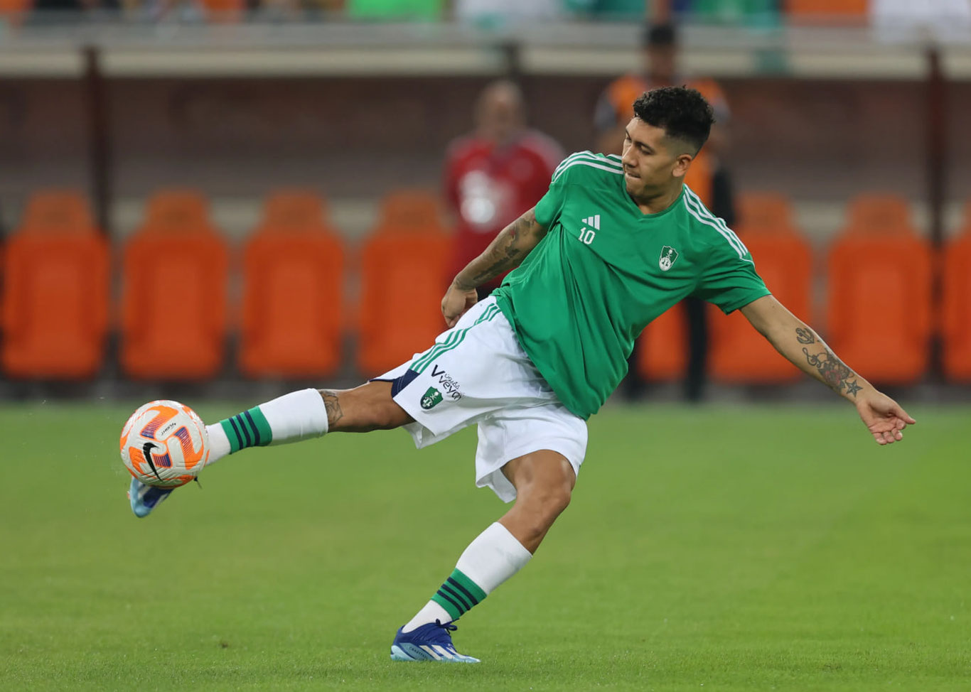 Firmino "Al Ahli"ni tark etishi mumkin