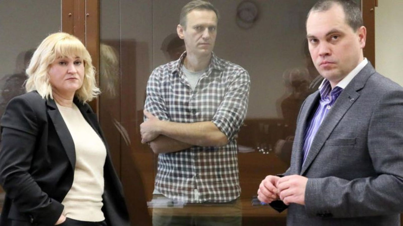 Навалнийнинг яна бир адвокатига экстремизм бўйича айблов қўйилди