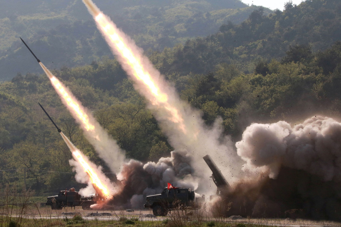 Shimoliy Koreya qanotli raketa kallaklarini sinovdan o‘tkazdi