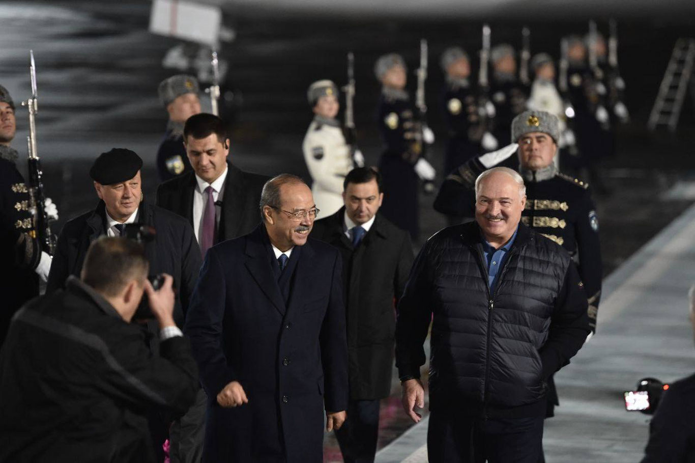 Aleksandr Lukashenko Toshkentga keldi