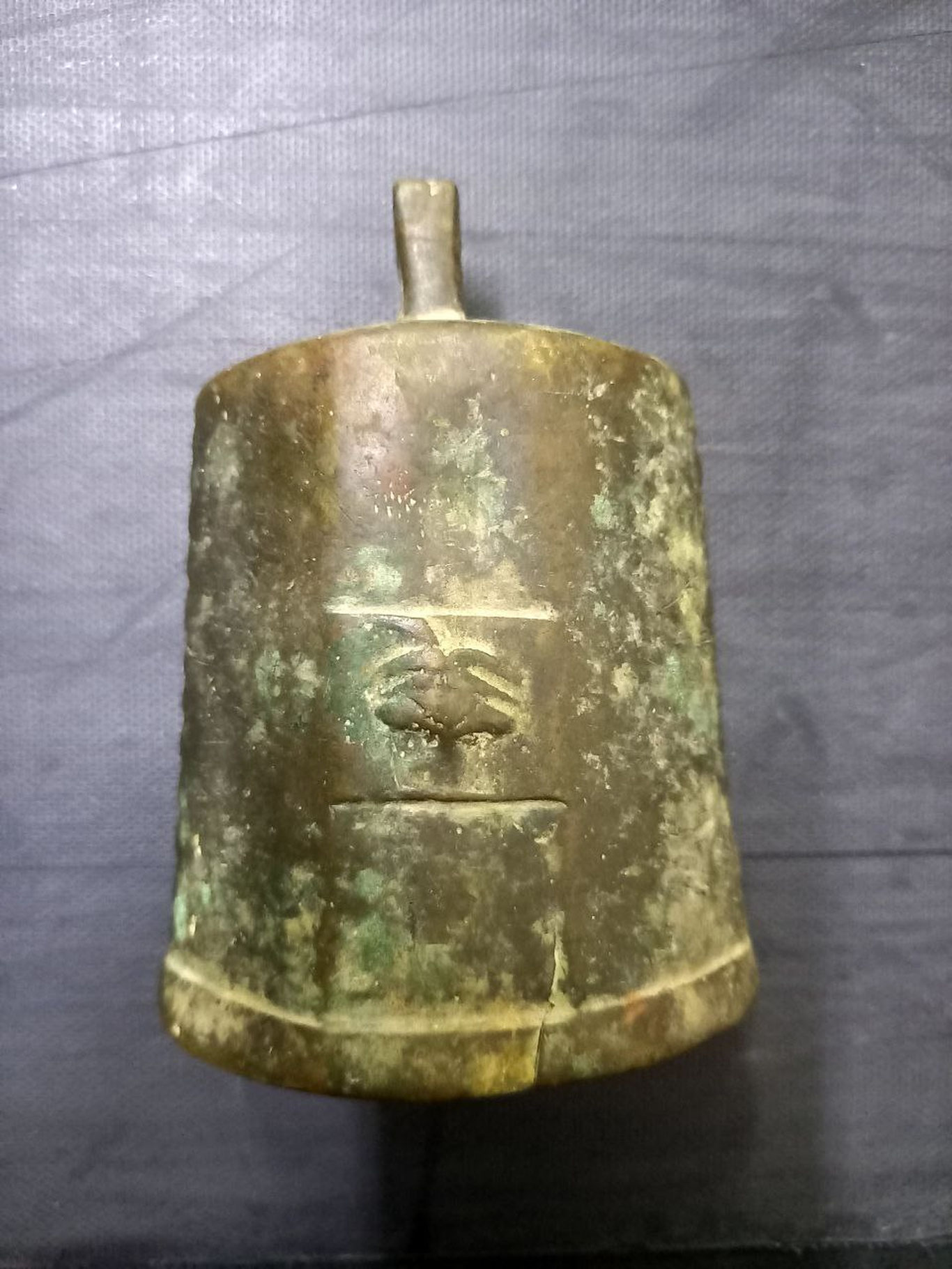 Хоразмдан қадимий қўнғироқни олиб чиқилишга йўл қўйилмади