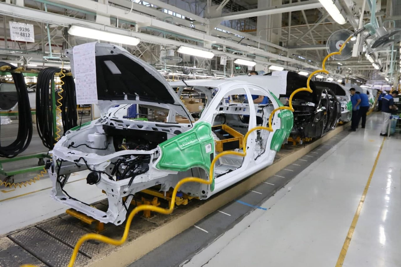 Ўзбекистонда 1 ой ичида 15 657 та енгил автомобил ишлаб чиқарилган