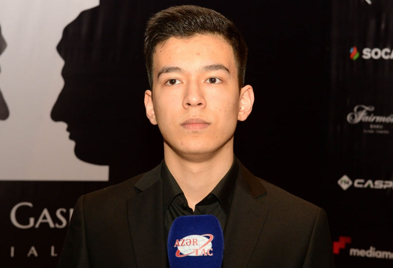 Нодирбек Абдусатторов дунёнинг энг кучли 10 шахматчиси қаторига кирди