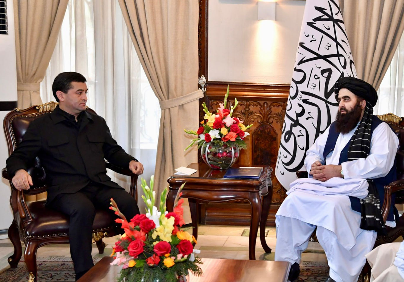 Бахтиёр Саидов Афғонистон муваққат ҳукумати мансабдорлари билан учрашди