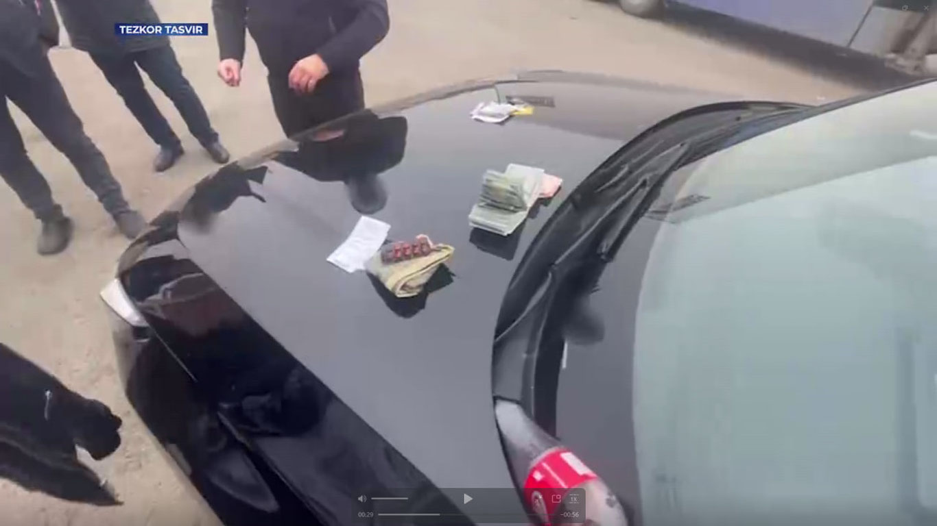 Наманганда салкам 10 минг доллар сохта пул аниқланди