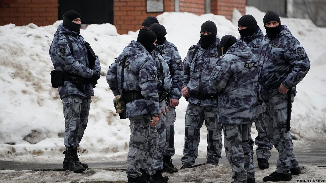 Мурманск вилояти губернаторига пичоқ билан ҳужум қилинди