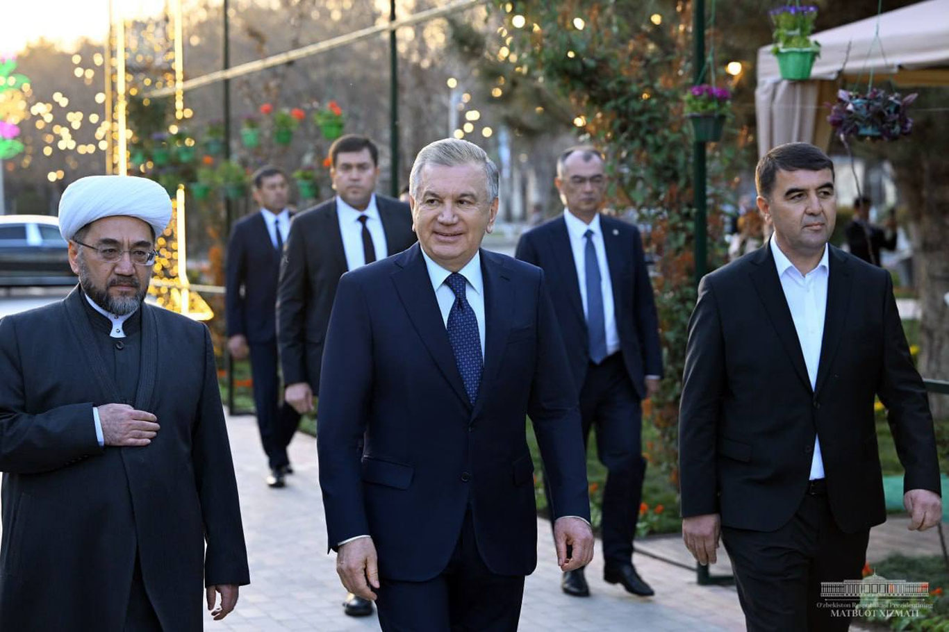 Президент Ўзбекистон халқини Рамазон ҳайити билан табриклади