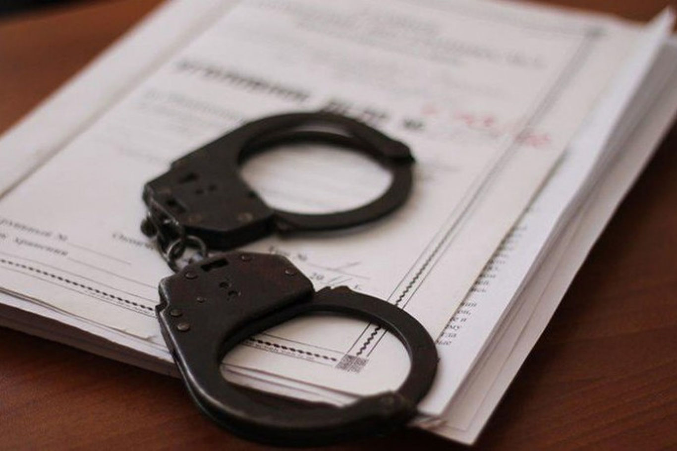 Ўқувчининг қўлига игна санчган ўқитувчига жиноят иши қўзғатилди