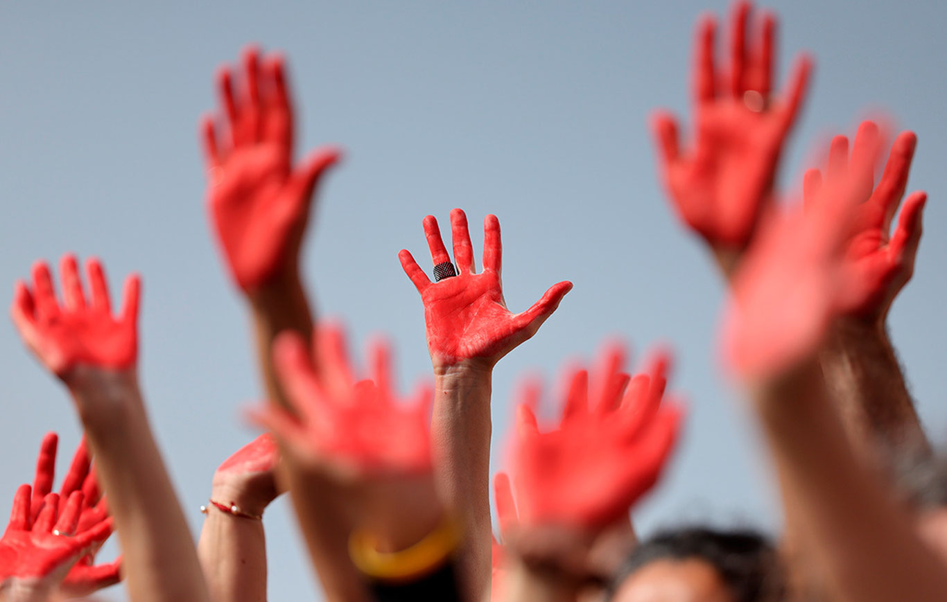 Эстонияда ёғган қор, намойишга чиққан ўқитувчилар ва клиникадаги қуш