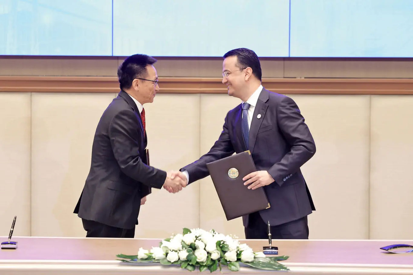 ТИФда салкам 27 миллиард долларлик шартномалар имзоланди