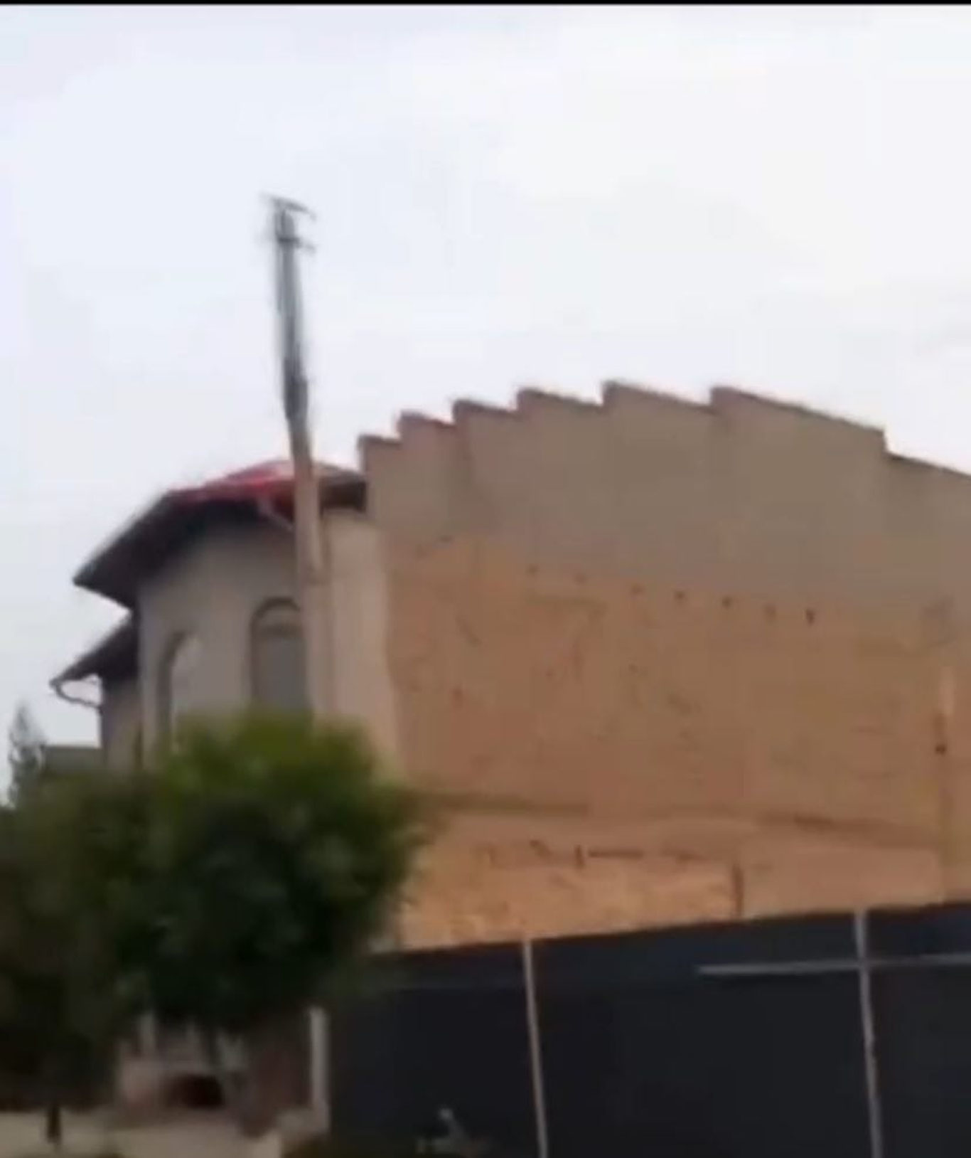 Самарқандда икки қаватли уй қулаб тушди