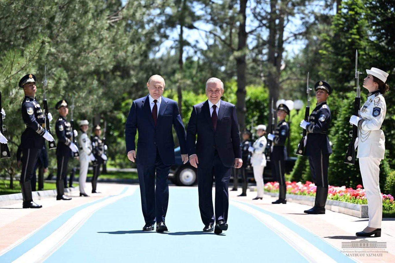 Кўксаройда Владимир Путинни тантанали кутиб олиш маросими бўлиб ўтди