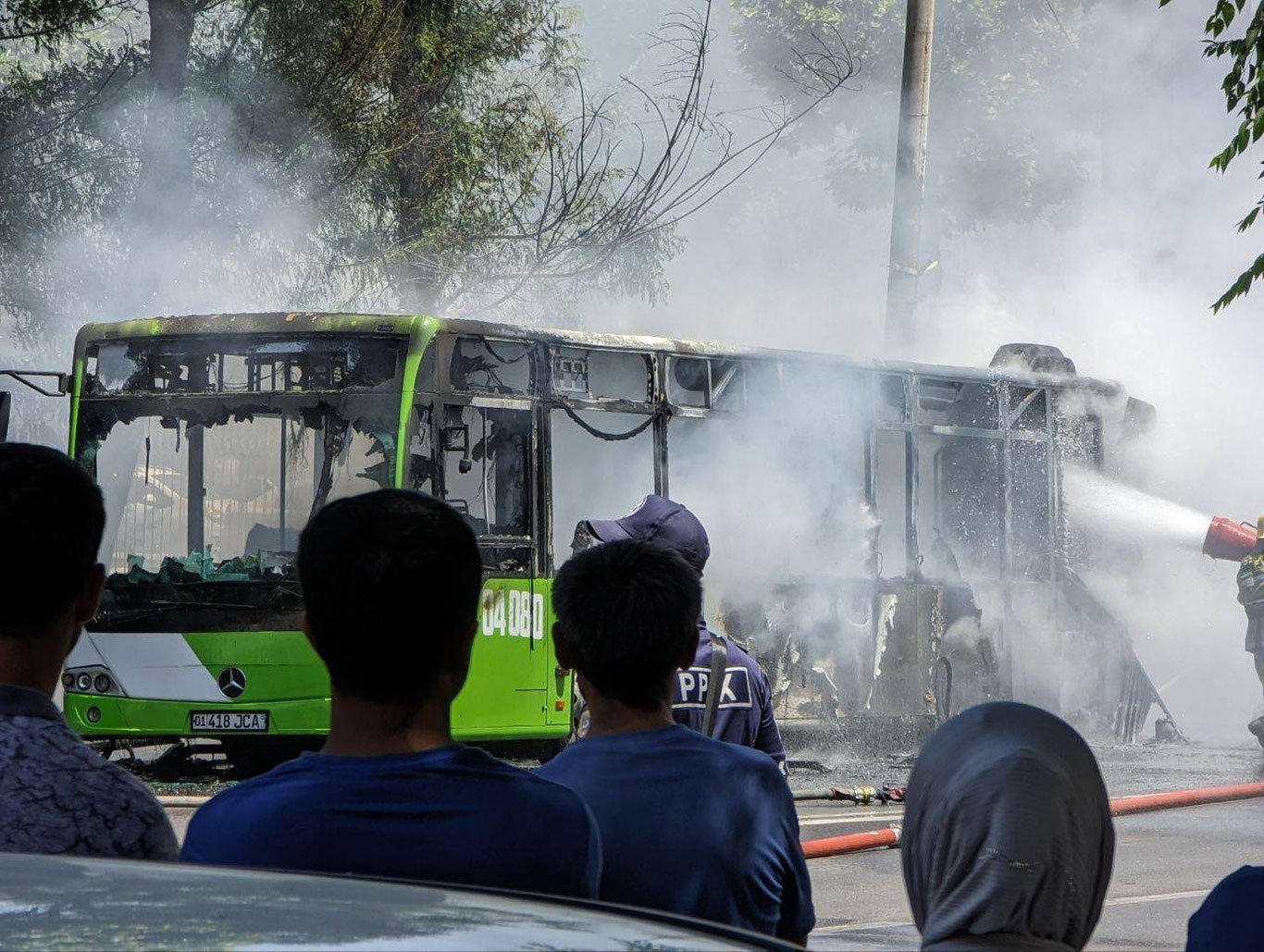 Toshkentda avtobus butunlay yonib ketdi
