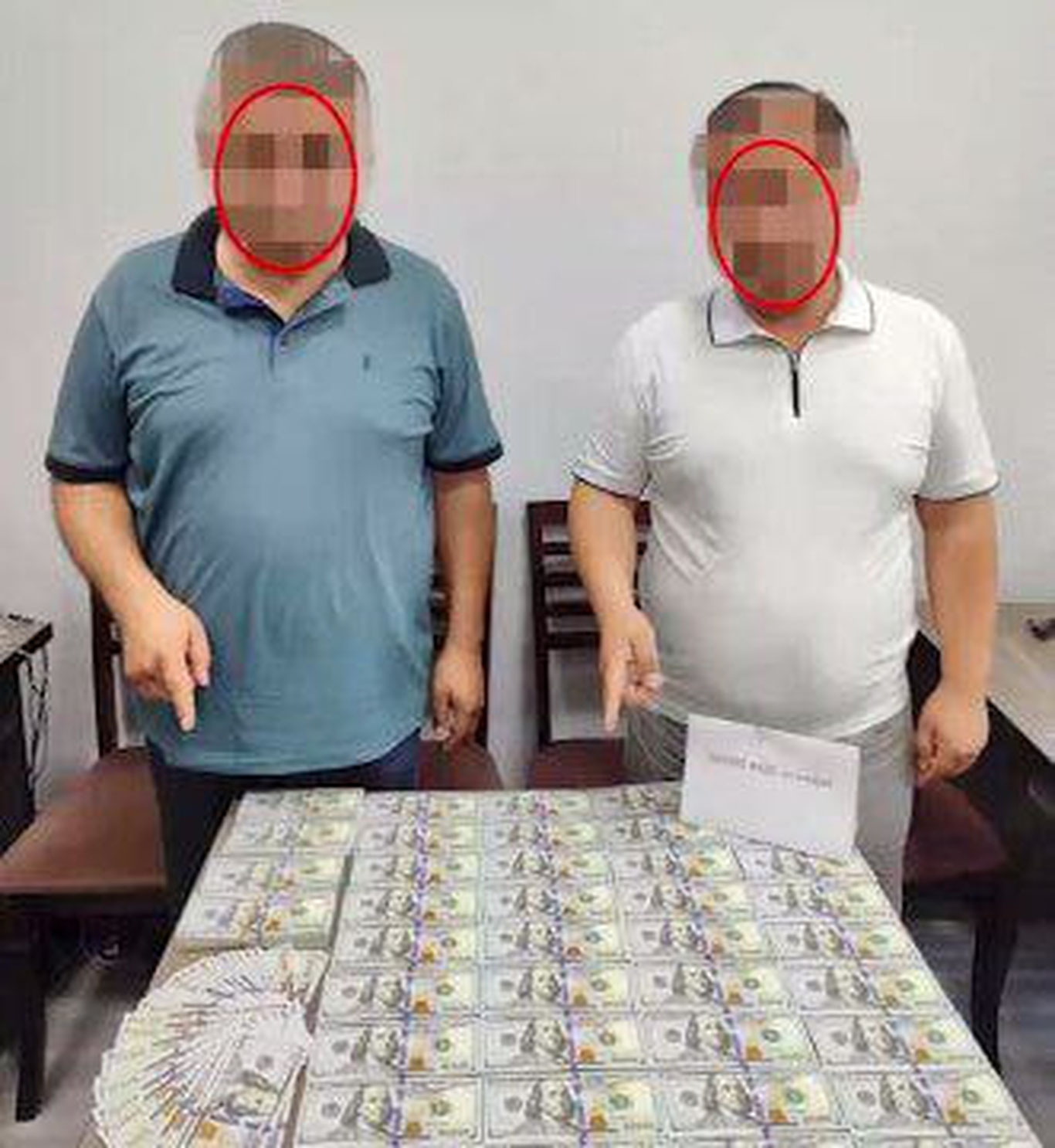 Фарғонада 2 нафар адвокат пора олган вақтда ушланди