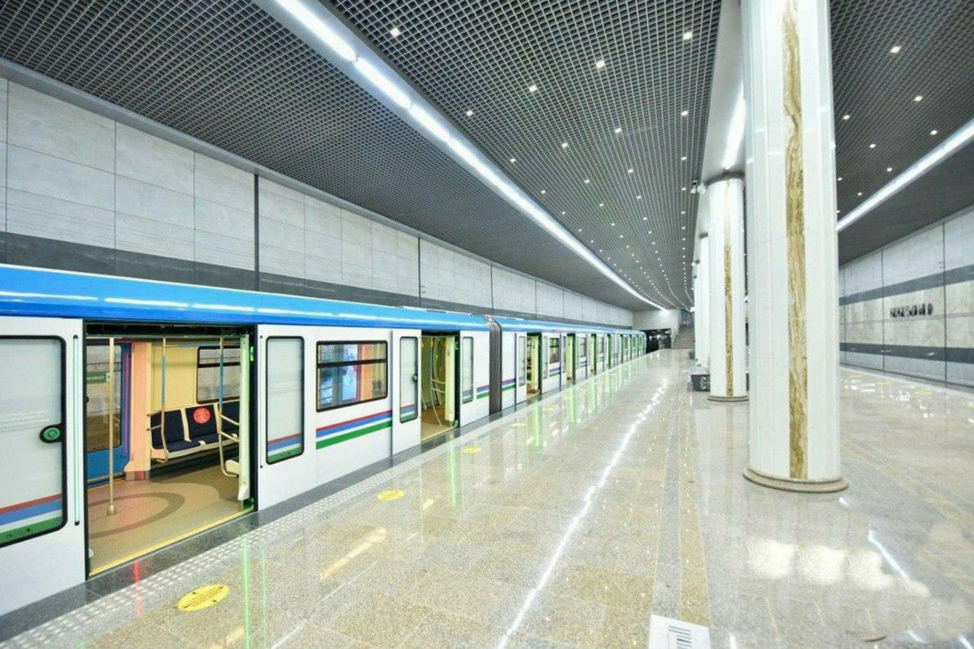 Метрода 1 кунда нечта йўловчи ташилмоқда?