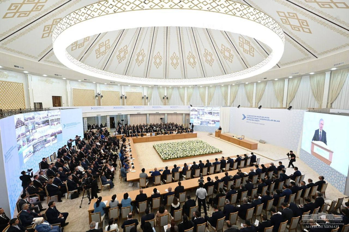 Biznesga ilk qadam qo‘yayotgan 115 ming aholiga 1 trillion so‘mlik mikroqarzlar berildi
