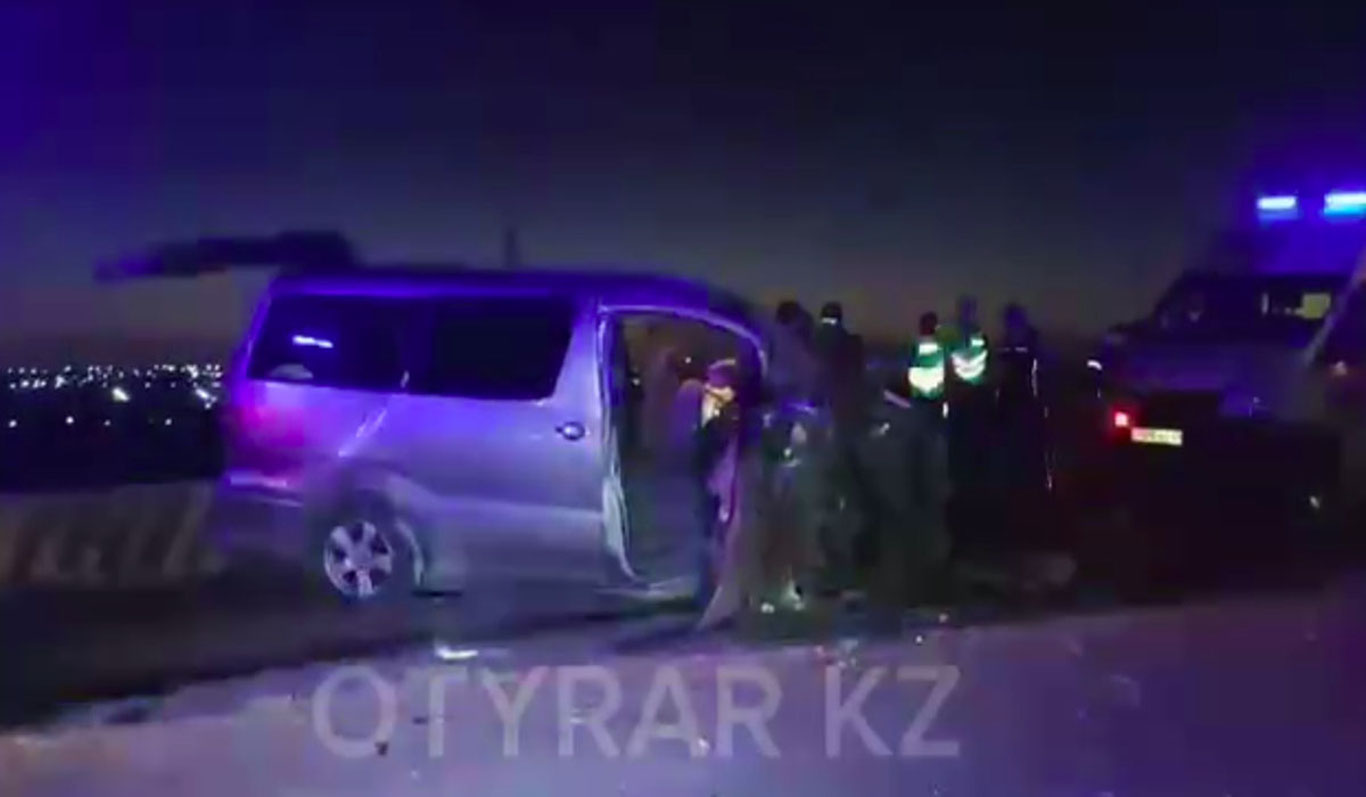 Қозоғистондан қайтаётган ўзбекистонликлар аварияга учради