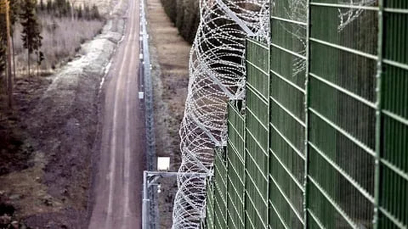 Норвегия Россия билан чегарасига панжара ўрнатиши мумкин