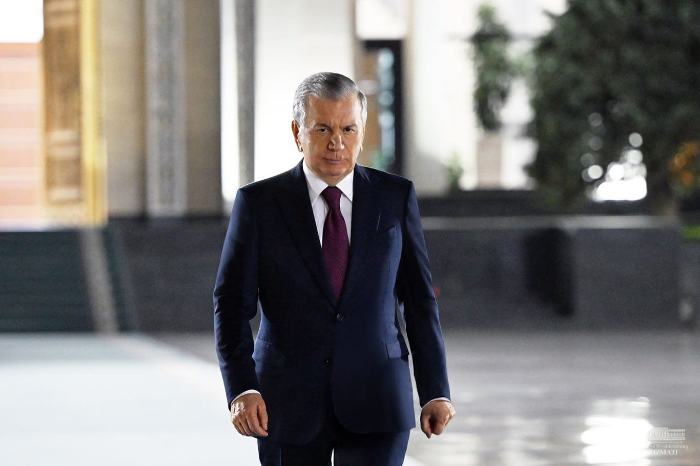 Шавкат Мирзиёев Туркманистонга жўнаб кетди