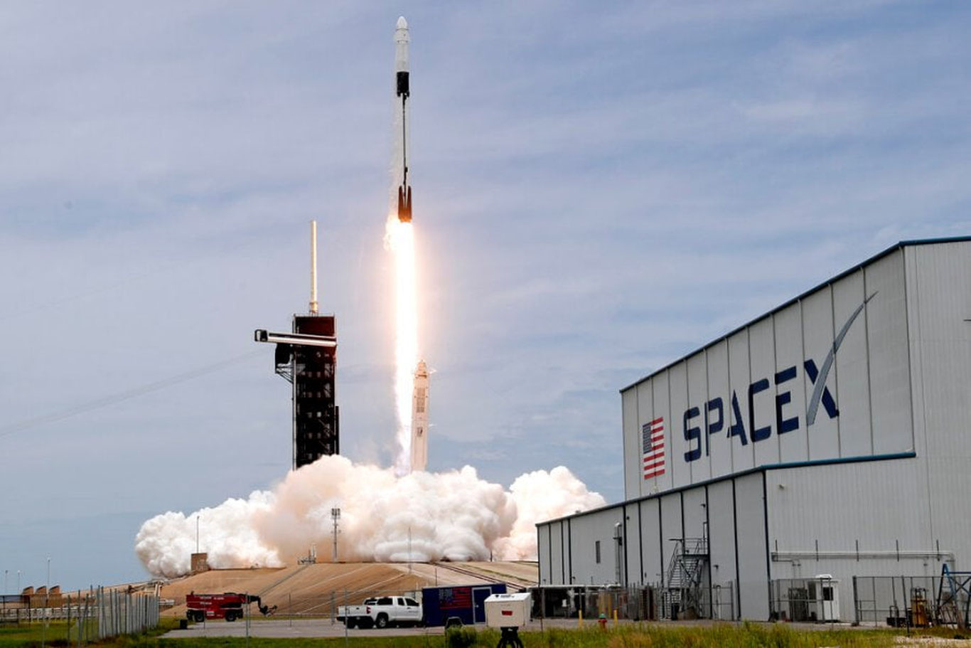 SpaceX компанияси Ўзбекистонга миллий космик дастурни ишлаб чиқишда ёрдам беради