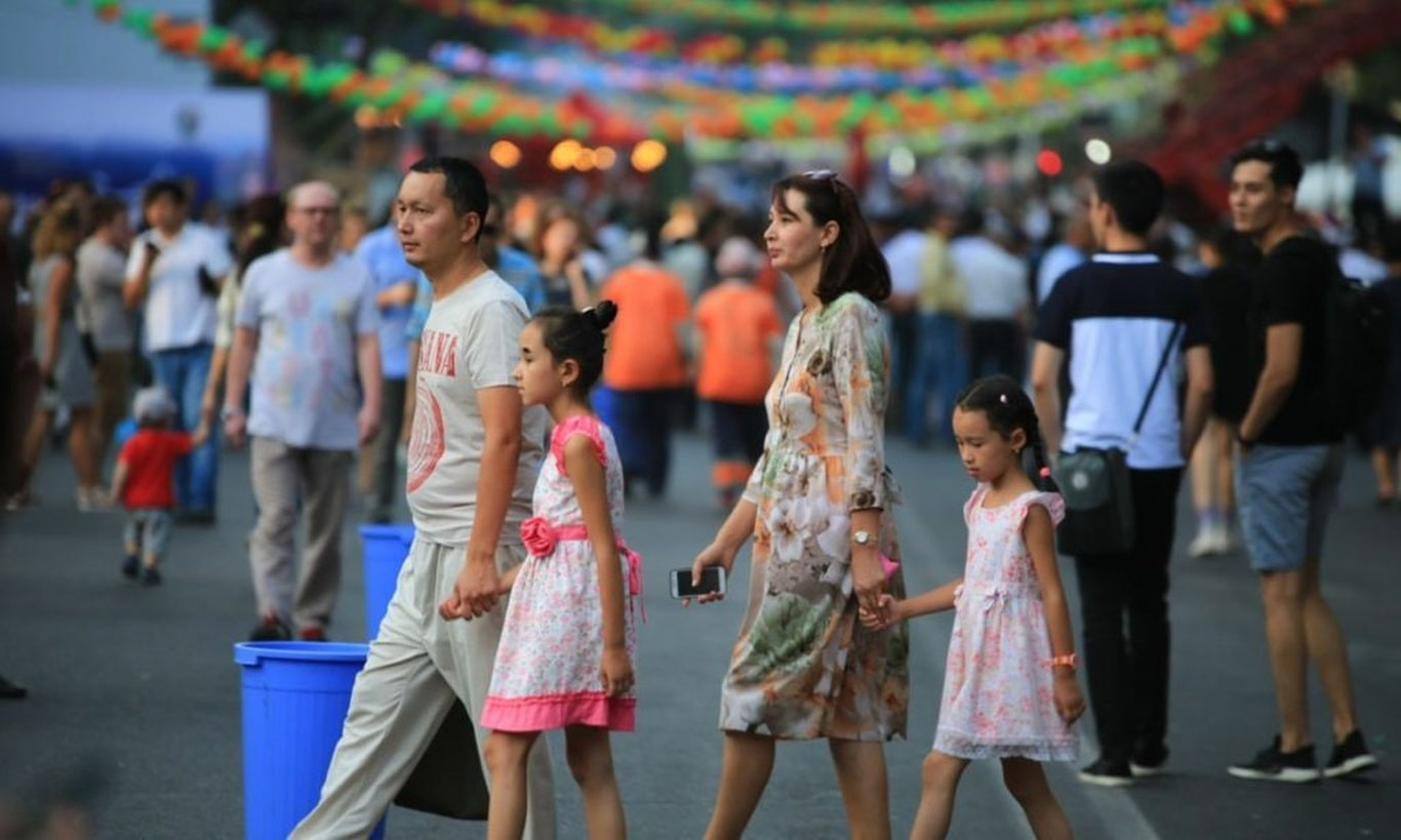 Oʻzbekistonda erkaklar koʻpmi yoki ayollar?