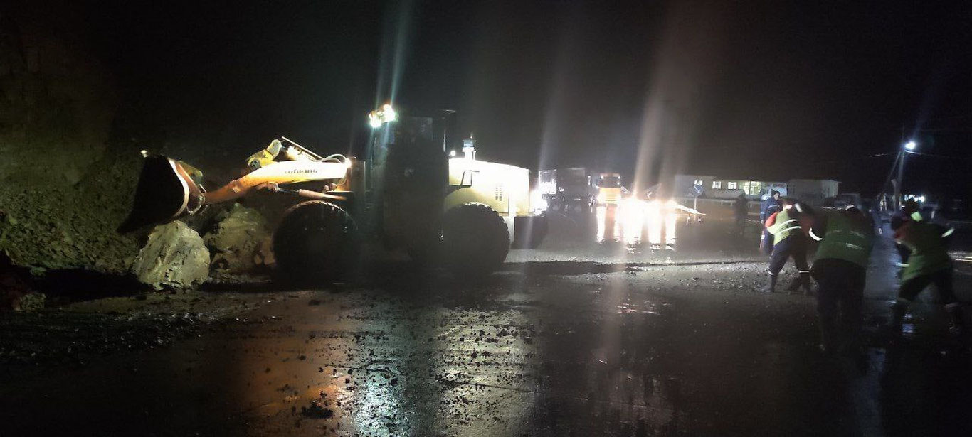 "Қамчиқ" довонида кўчки содир бўлди