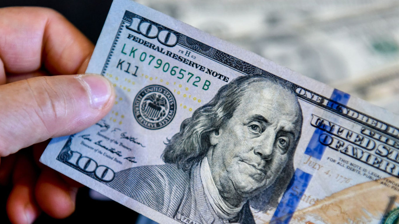 Dollarning rasmiy kursi oshdi