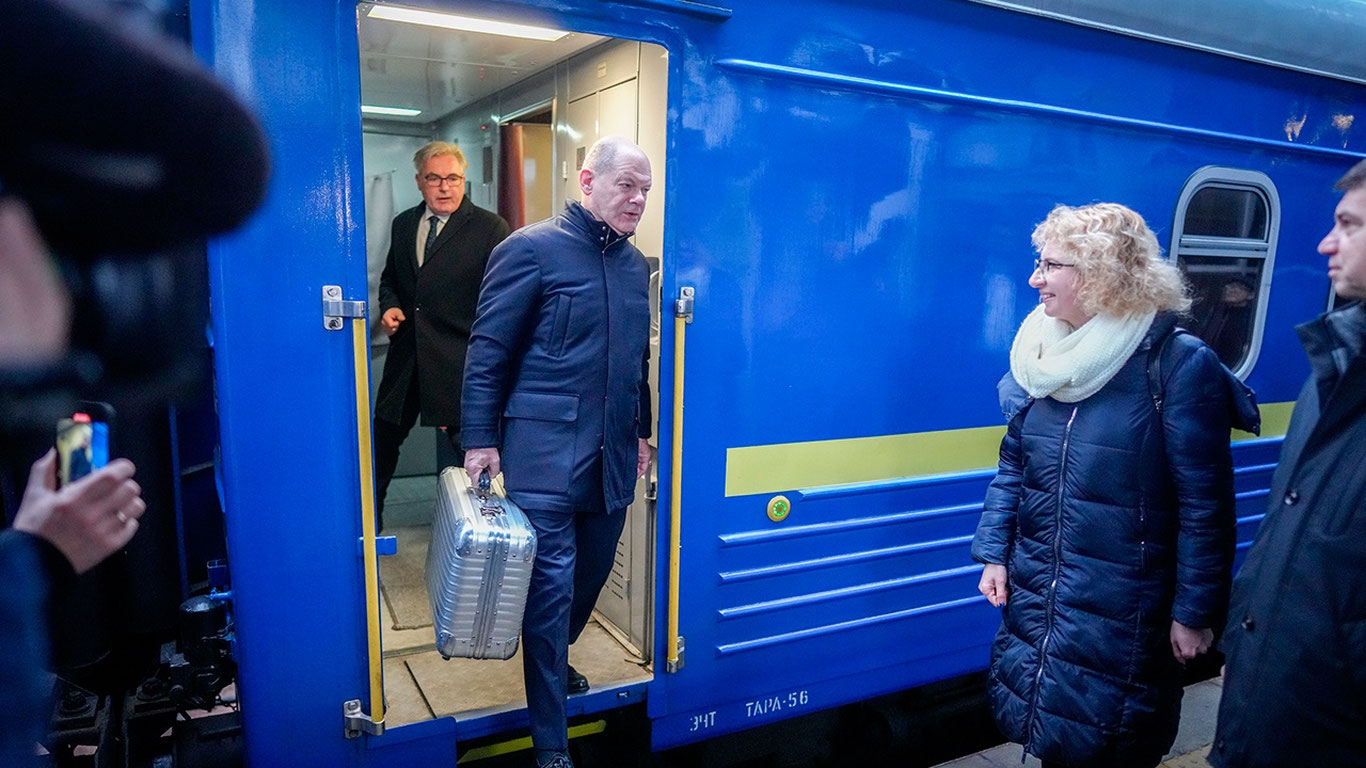 Олаф Шолц Киевга ташриф буюрди