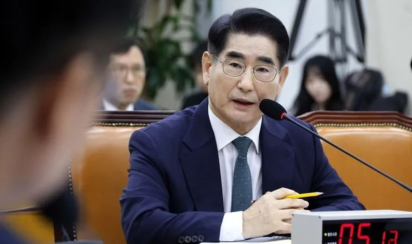 Жанубий Корея мудофаа вазири истеъфога чиқди