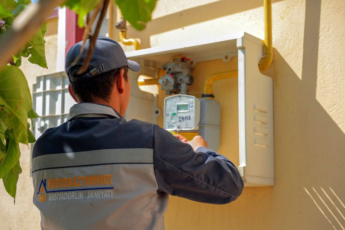 Ноябрда 160 млрд сўмлик электр ва газдан ноқонуний фойдаланилди