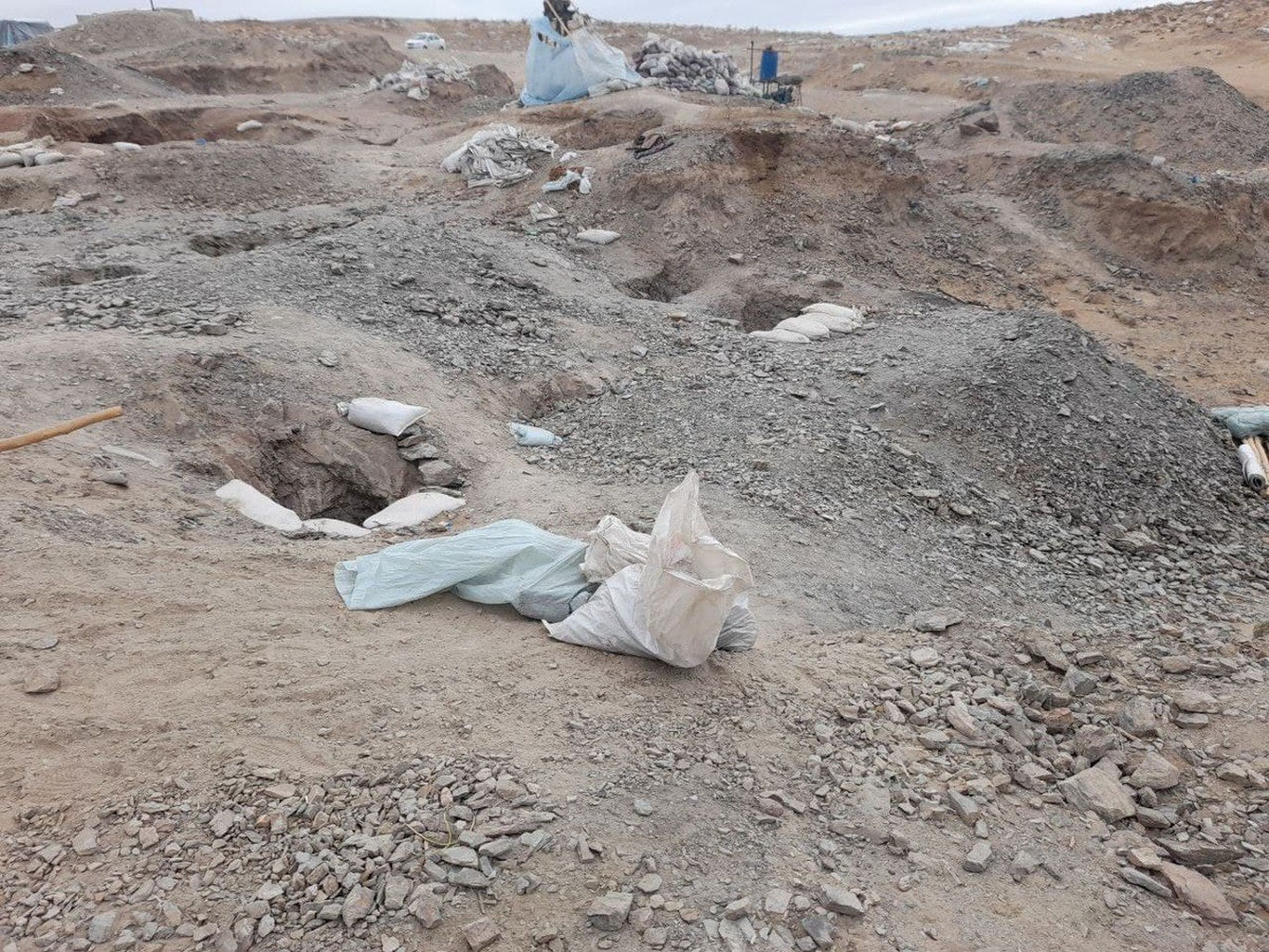 Самарқандда олтин ковлашга чиққан 2 киши вафот этди