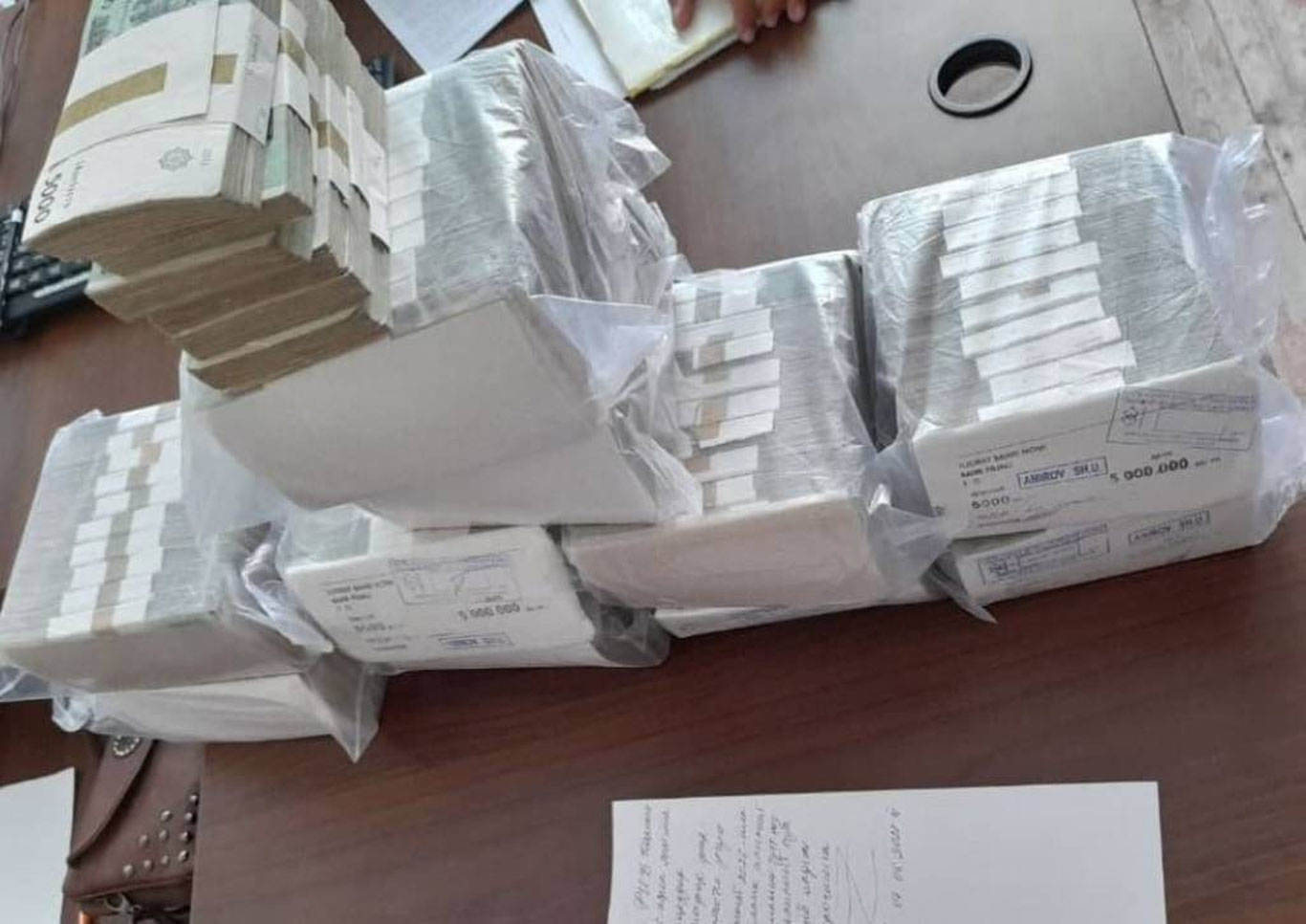 Сурхондарёлик эркак фарзандларига 180 млн алимент тўлади