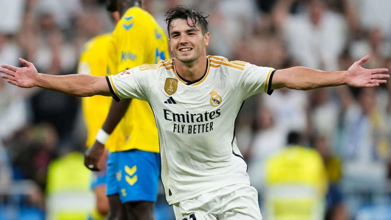 "Manchester Yunayted" "Real" futbolchisini sotib olmoqchi