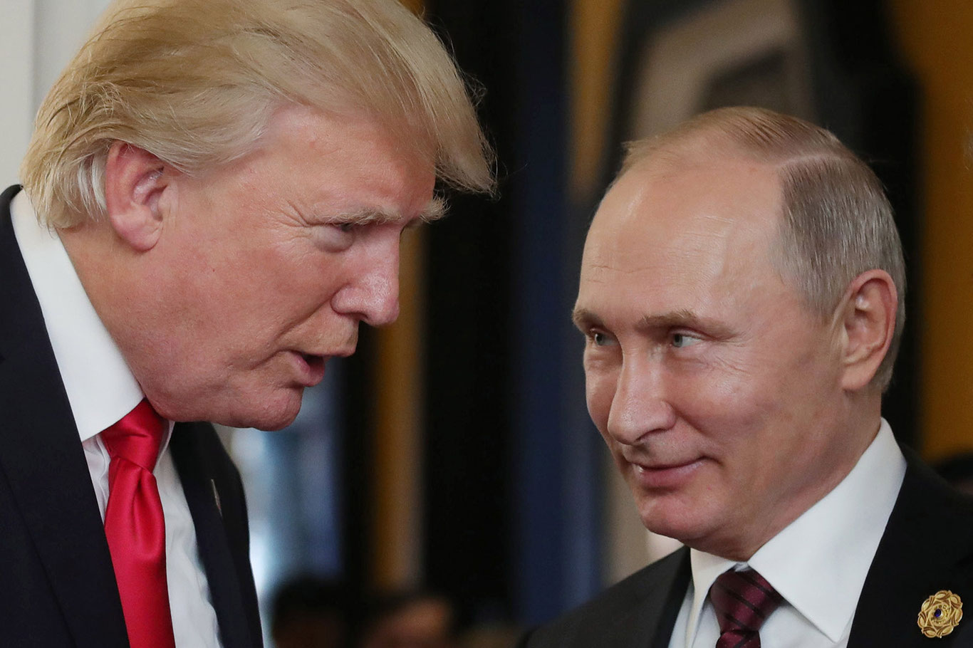 Трамп Путин билан ушрашувга тайёрлигини айтди