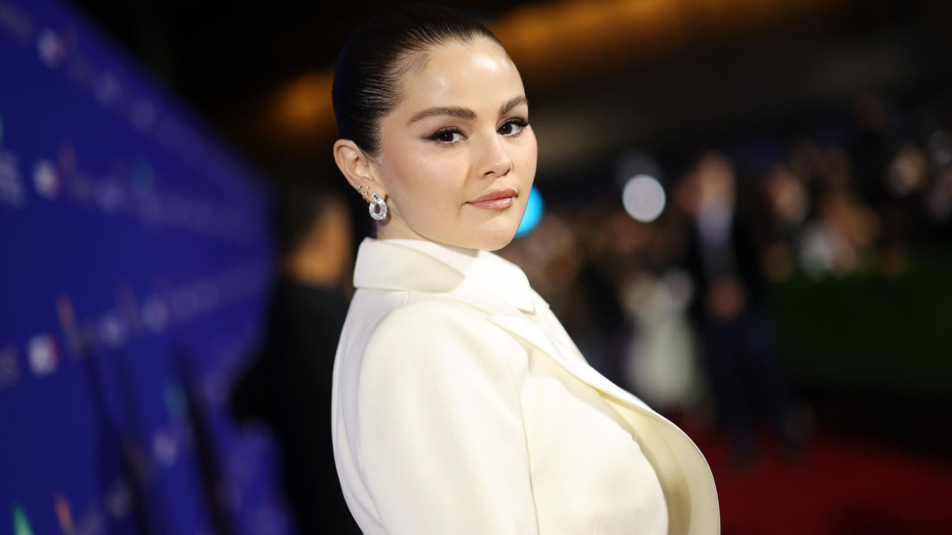 Селена Гомес АҚШдан депортация қилиниши мумкин