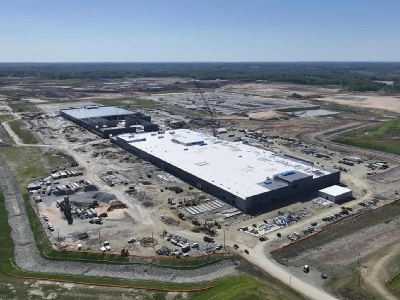 “Toyota” Америкада аккумулятор заводини қурди