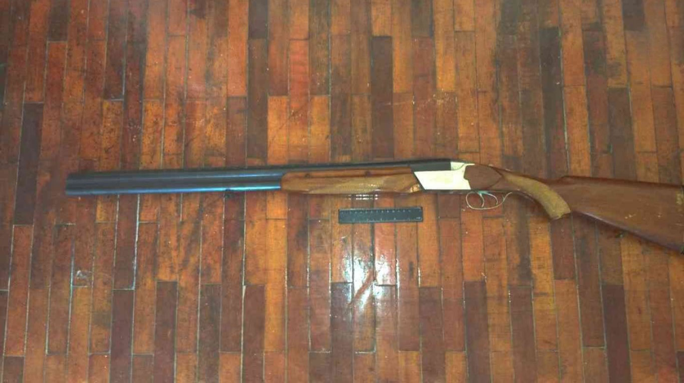 Хоразмда ота ўғлини ов қуроли билан отиб қўйди