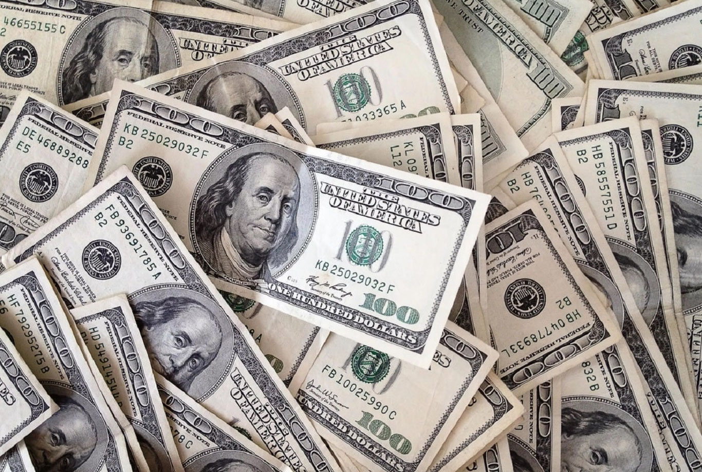 AQSH dollarining rasmiy kursi ko‘tarildi