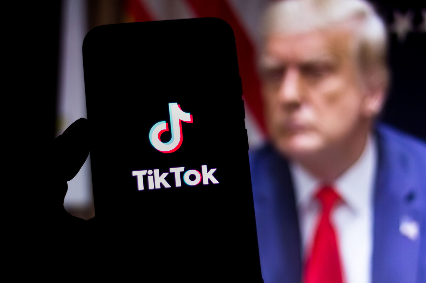 Tramp TikTokʼni kimga sotmoqchi?