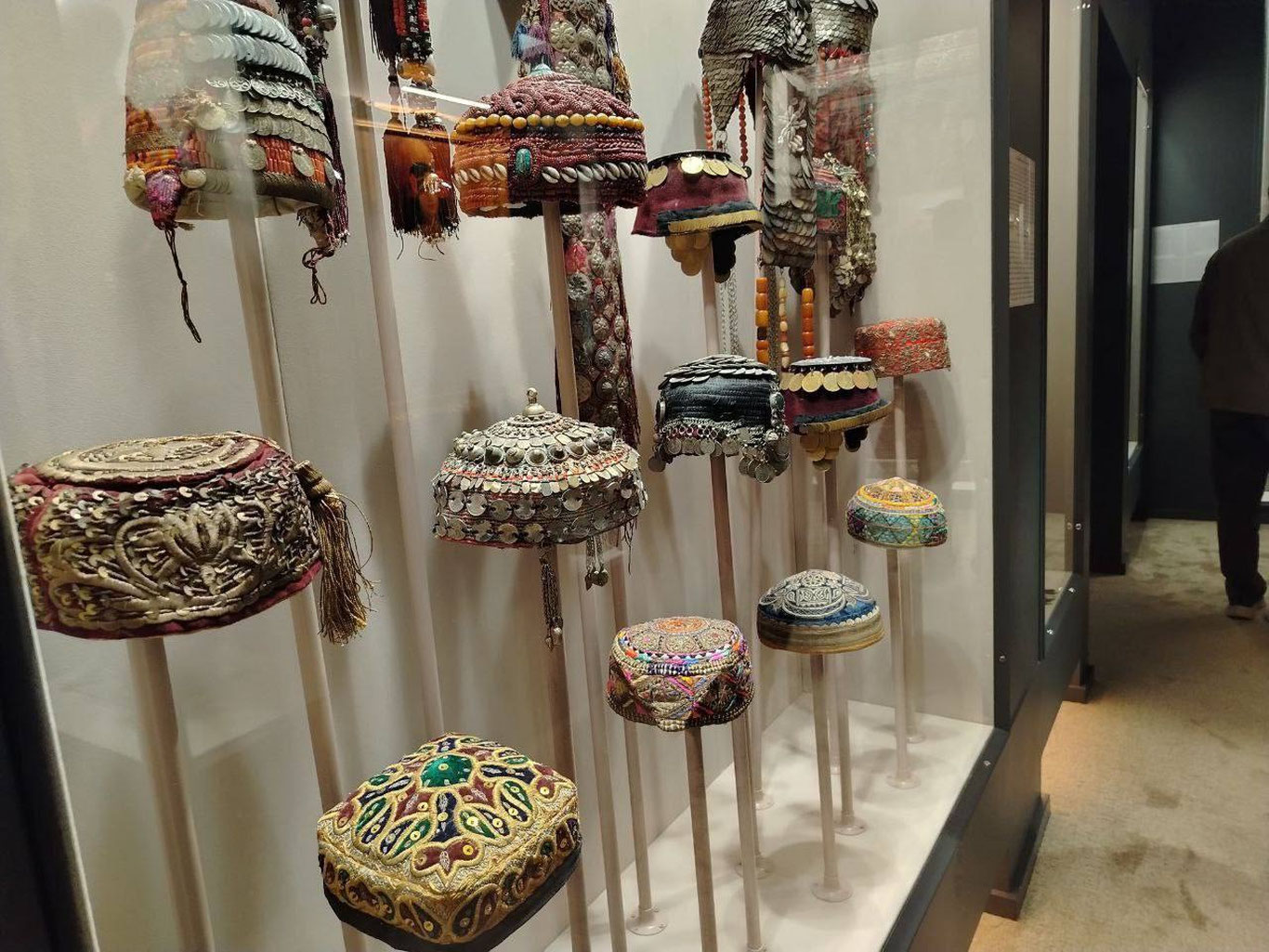 Кувайтда Бухоро амирига тегишли зеб-зийнатлар топилди