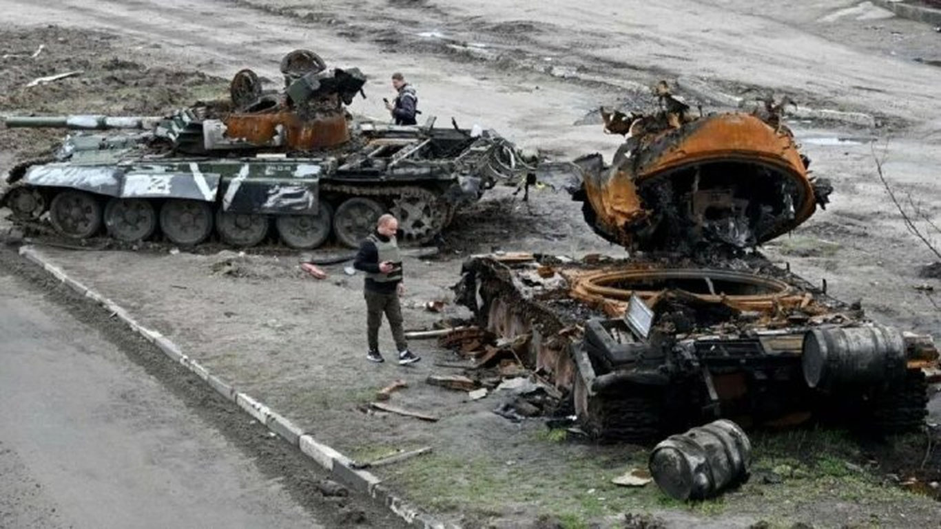 Россия Украинада 4000 дан ортиқ танкни йўқотган